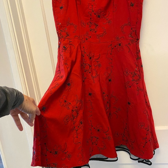 Stepping Out Red w/Black Embroidery & Sequins Party A-Line Dress M - Picture 3 of 8